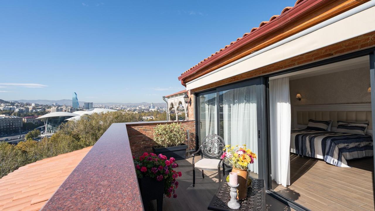Hotel Passport Tbilisi Ngoại thất bức ảnh