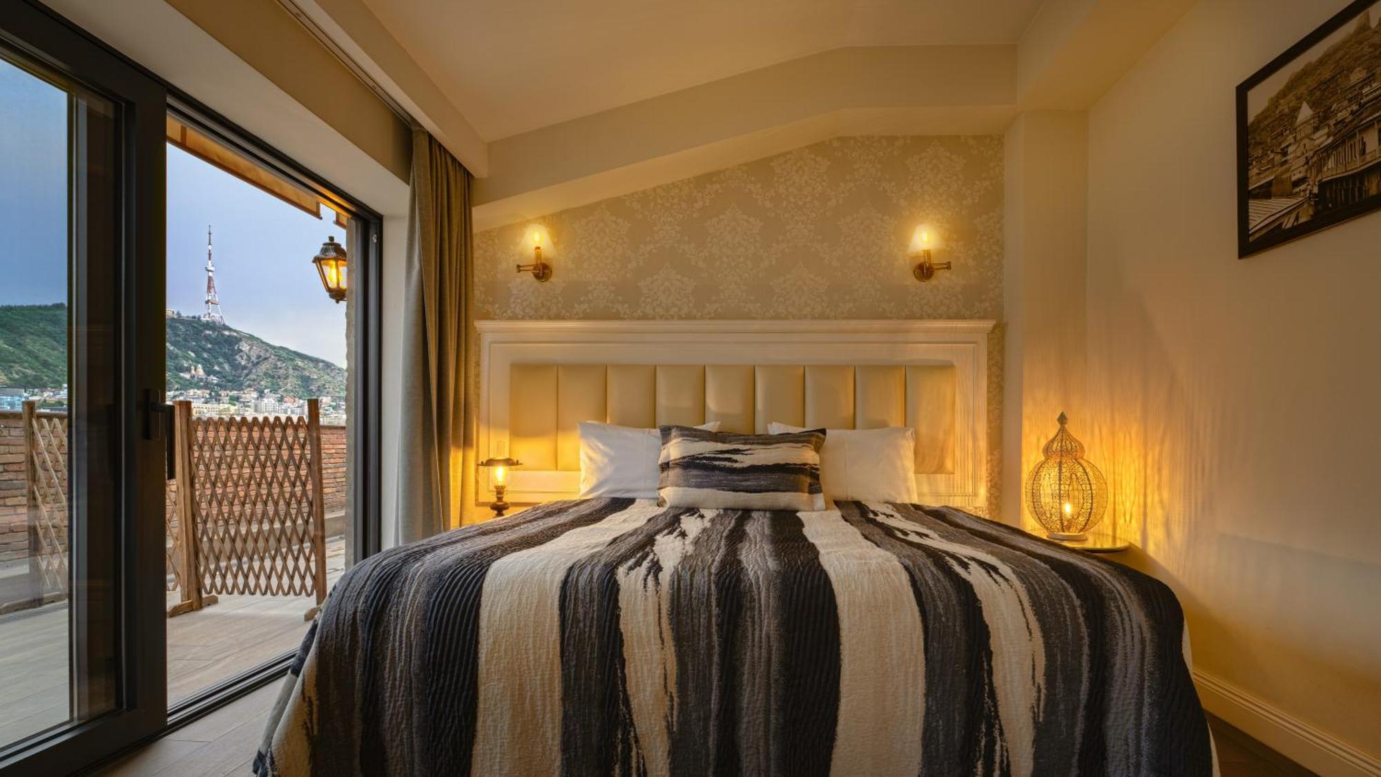 Hotel Passport Tbilisi Ngoại thất bức ảnh