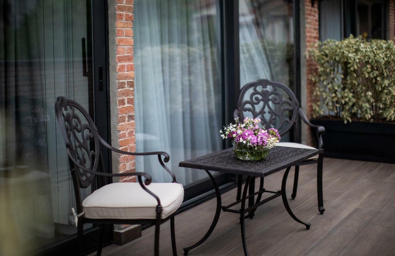 Hotel Passport Tbilisi Ngoại thất bức ảnh